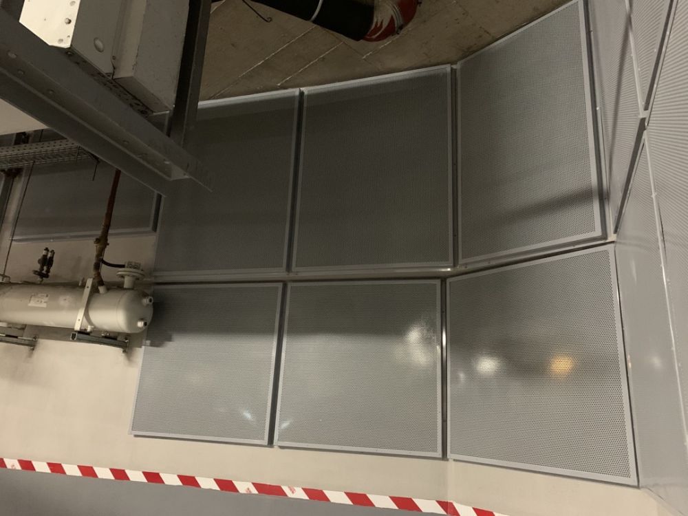 Soundproofing of chillers in San Stefano Plaza