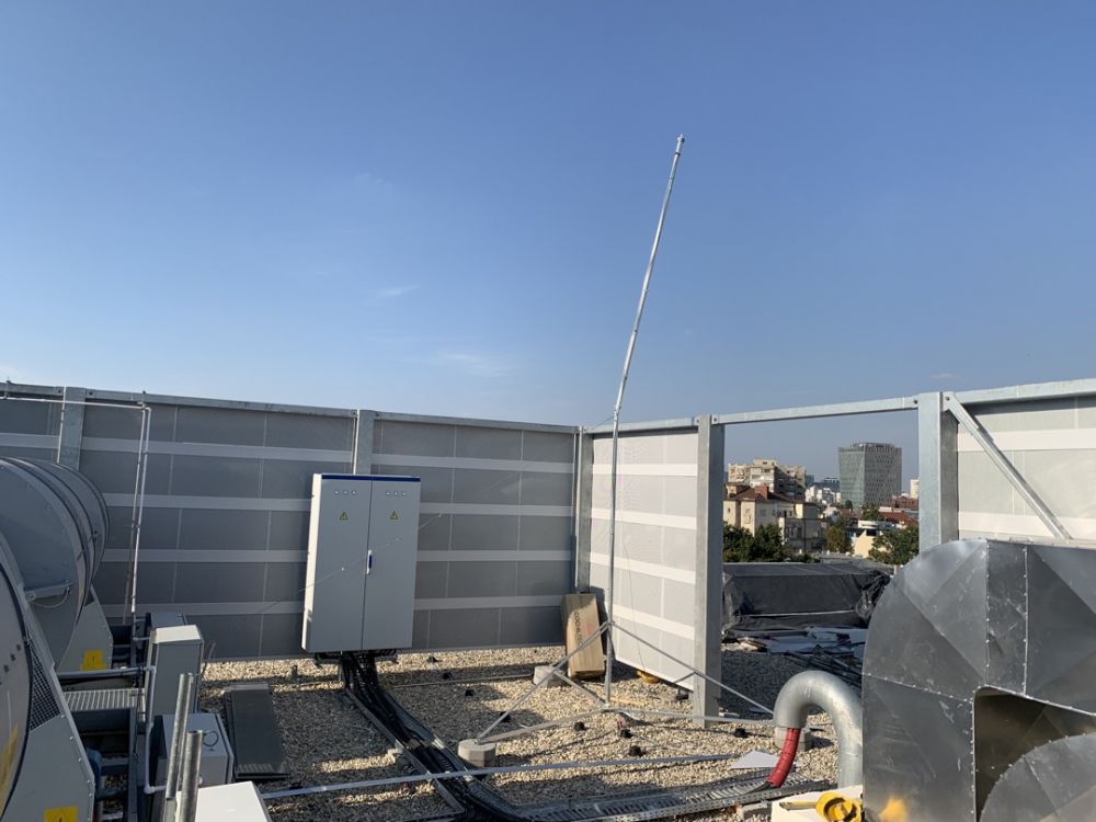 Noise Barrier for Chillers on Rooftop