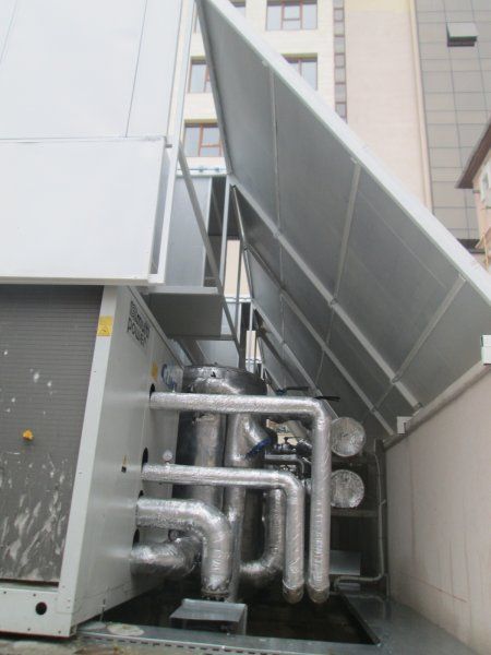 Sound insulation of chillers 