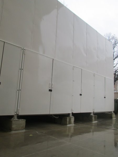 Sound insulation of chillers