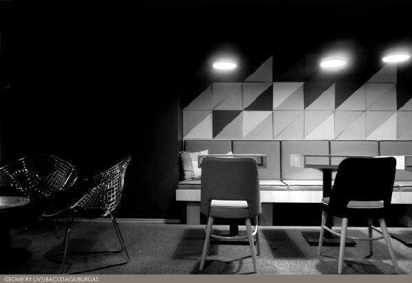 GLL™ in Bar Backstage