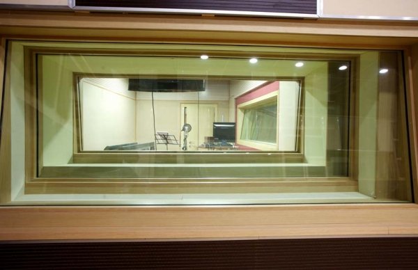 Dolly Media Studio - Sound Isolation and Acoustics