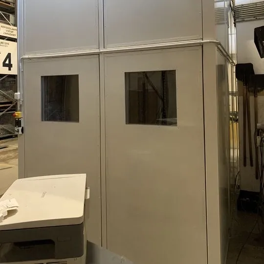 Soundproofing of Noisy Machine in Industrial Hall – BOGE Elastmetall