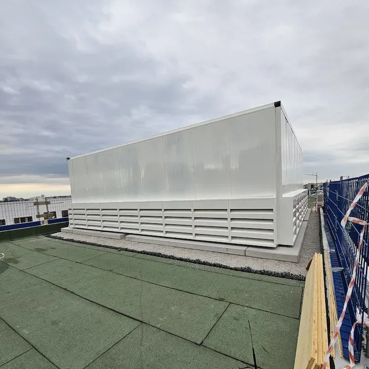 Acoustic Enclosure for Rooftop Chillers at Fabrik1230