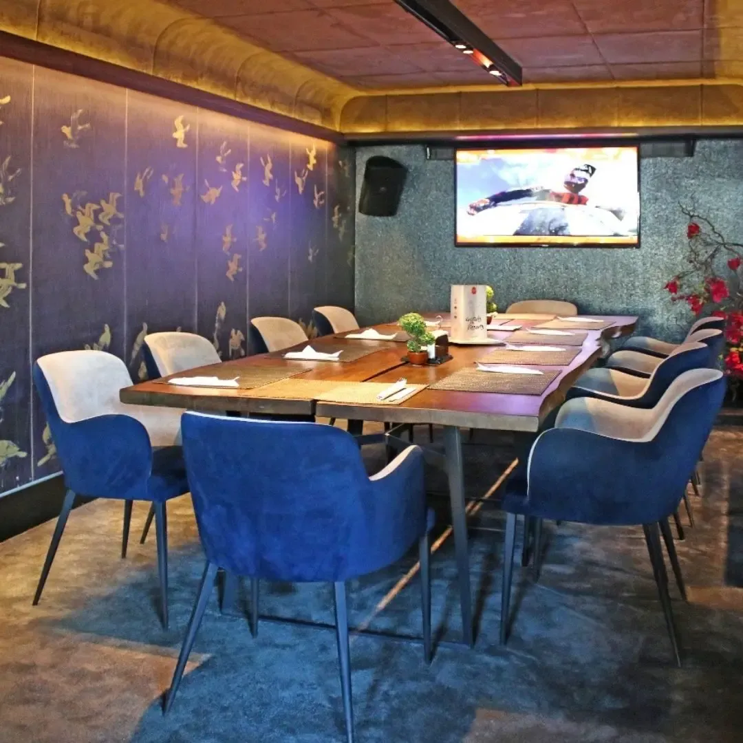 Soundproofing the Ceiling in SASA Restaurant
